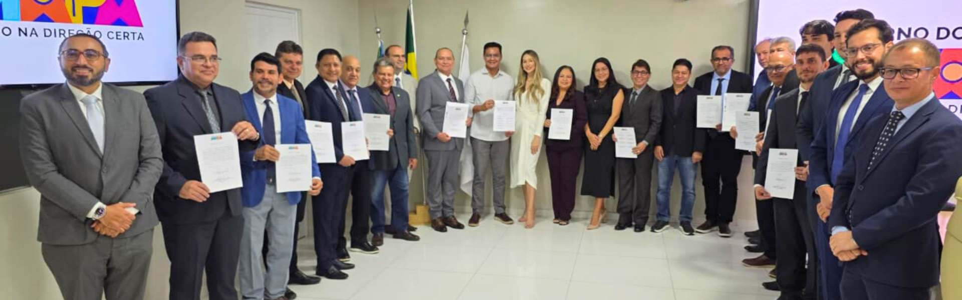 Diretor-tesoureiro da FAEAP toma posse para novo mandato no Conselho Estadual de Recursos Fiscais (CERF) Diretor-tesoureiro da FAEAP toma posse para novo mandato no Conselho Estadual de Recursos Fiscais (CERF)