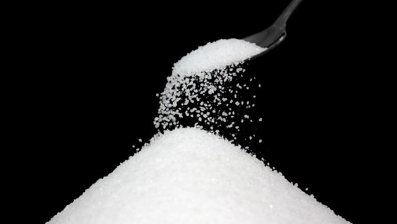 Usinas de açúcar fixam preço de mais da metade da safra 2015/16